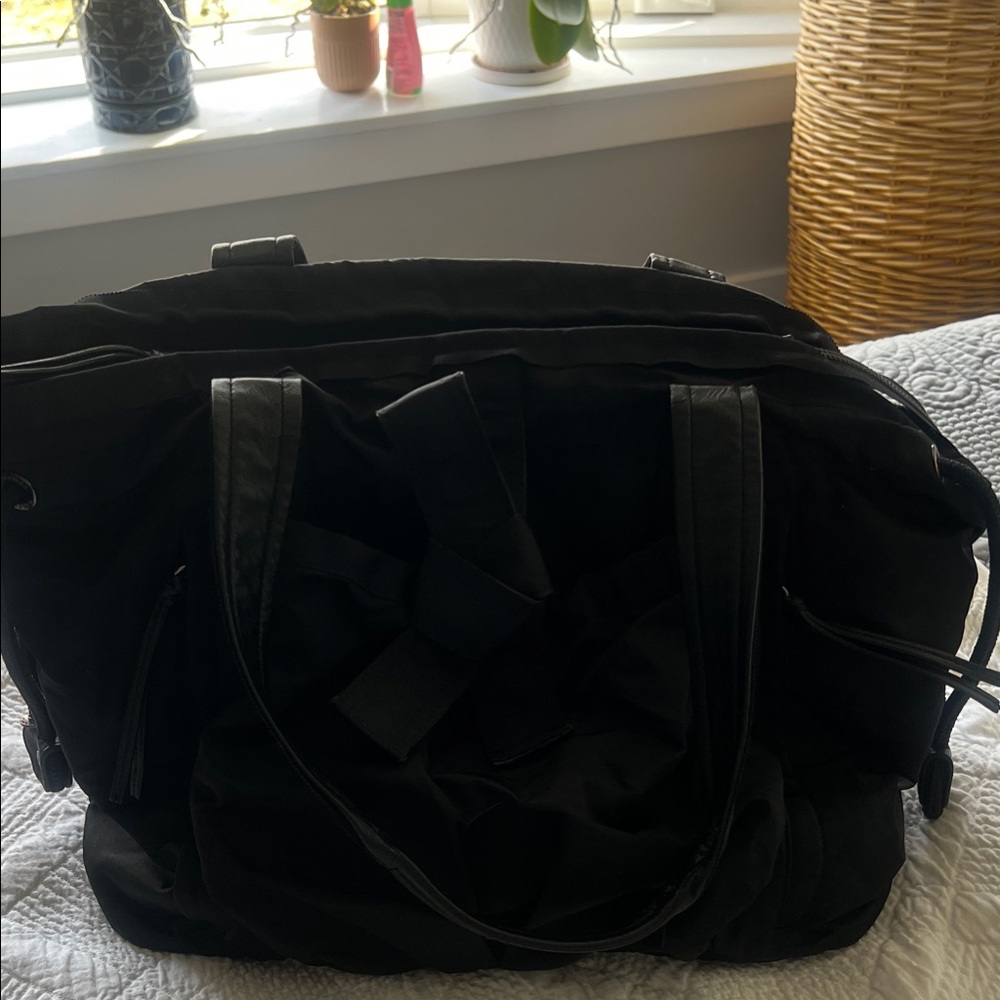 Lululemon black gym bag.